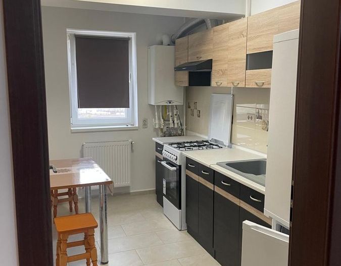 Garsoniera decomandata | Biruintei | Parcare inclusa - Poză 2