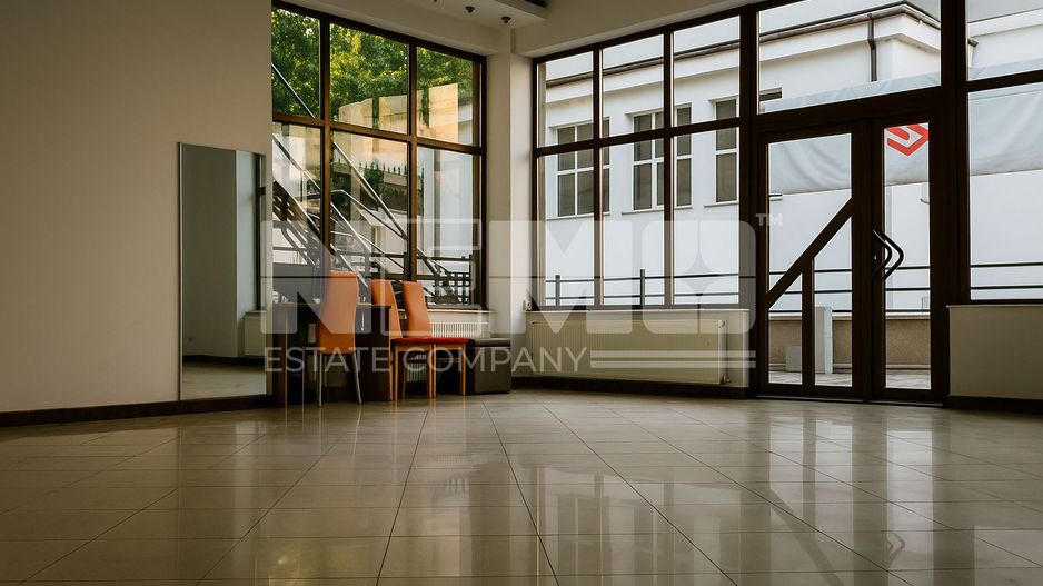 Spațiu comercial | birouri | 400€  | 43 mp utili | Burdujeni - Poză 4