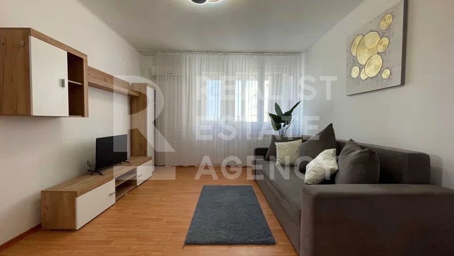 Vânzare, apartament cu 2 camere în zona Drumul Taberei - Poză 1