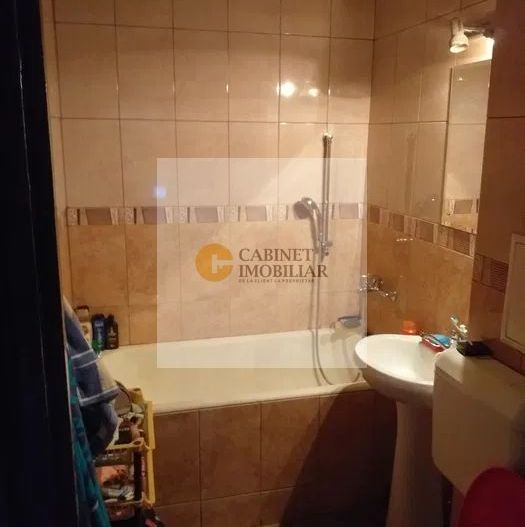 2 Camere | Decomandat | etaj intermediar | Metrou Favorit | - Poză 4