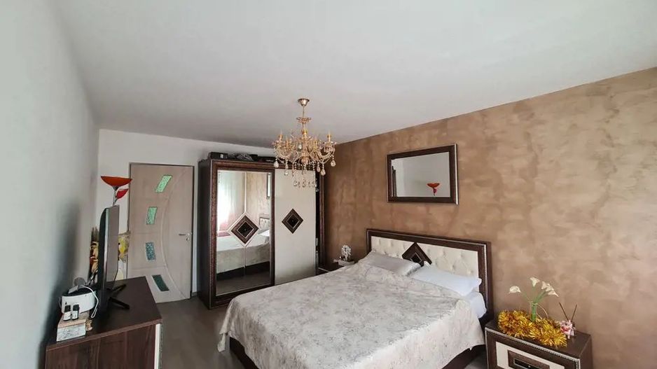 Apartament 3 camere, decomandat, Țiglina 2 - Poză 1