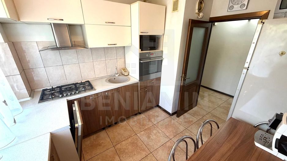 Apartament 3 camere Rovine Profi Etaj 1 66mp teava de gaze - Poză 3
