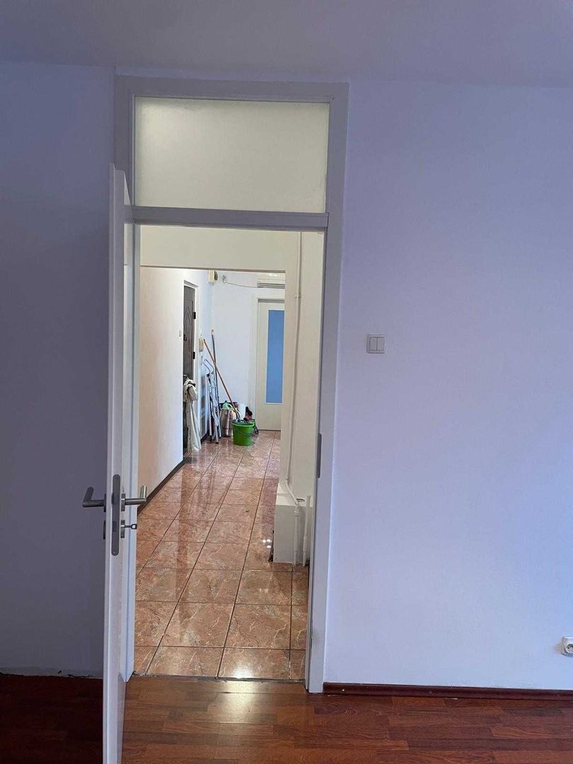 De vanzare 3 camere, centrala,  etaj 8, instalație nouă,  zona 13 Septembrie - Poză 5