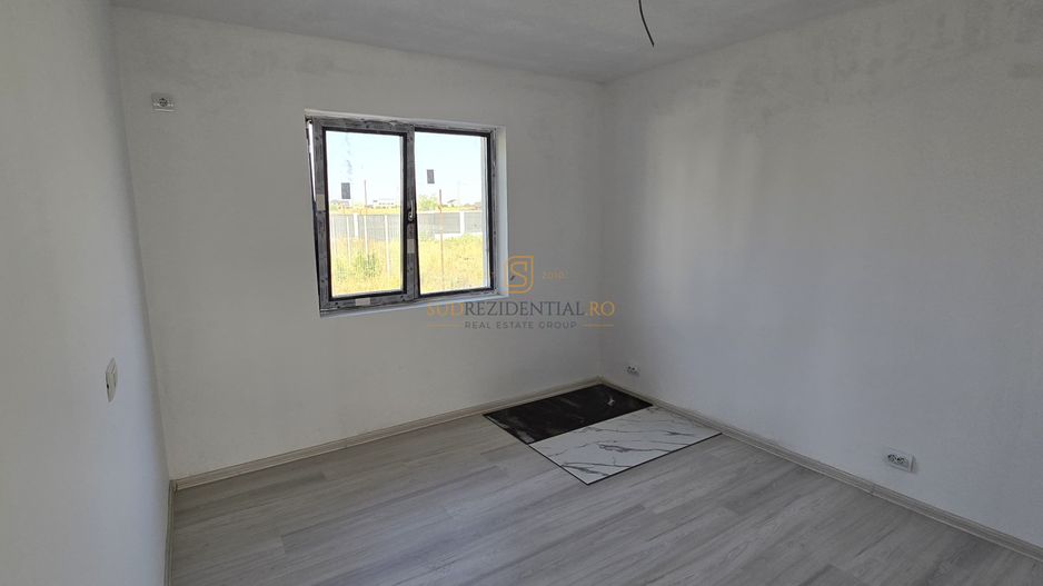 Casa individuala cu 3 camere si teren generos - Comuna Berceni, Ilfov - Poză 7