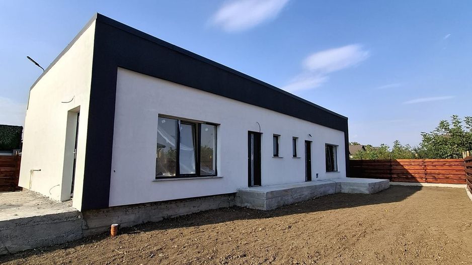 DUPLEX 3 +3  CAMERE , TERASA SI CURTE. - Poză 1