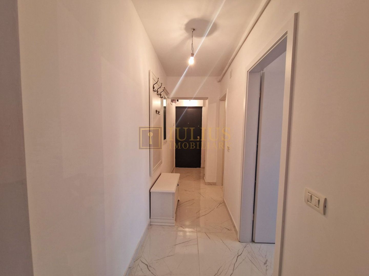 Str. Sorin Titel; semidecomandat în zona centrală; ideal investitie/inchiriere. - Poză 12