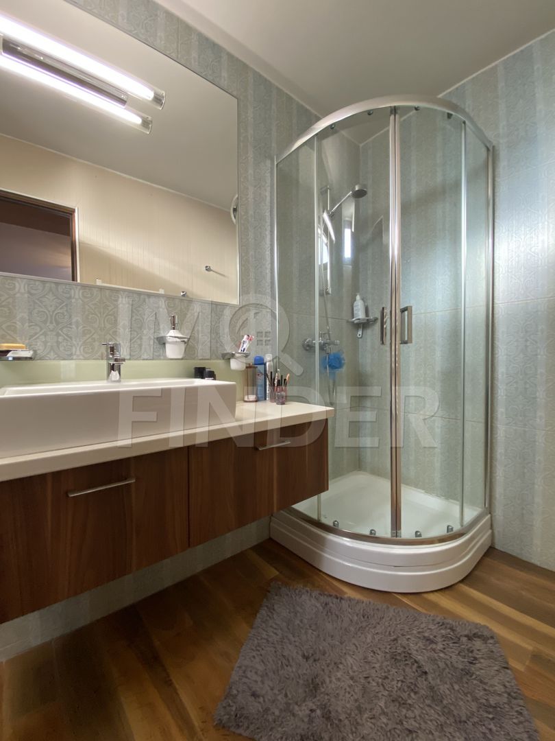 Vila individuala/Pensiune, teren 1022 mp, piscina, pompa de caldura - Poză 22