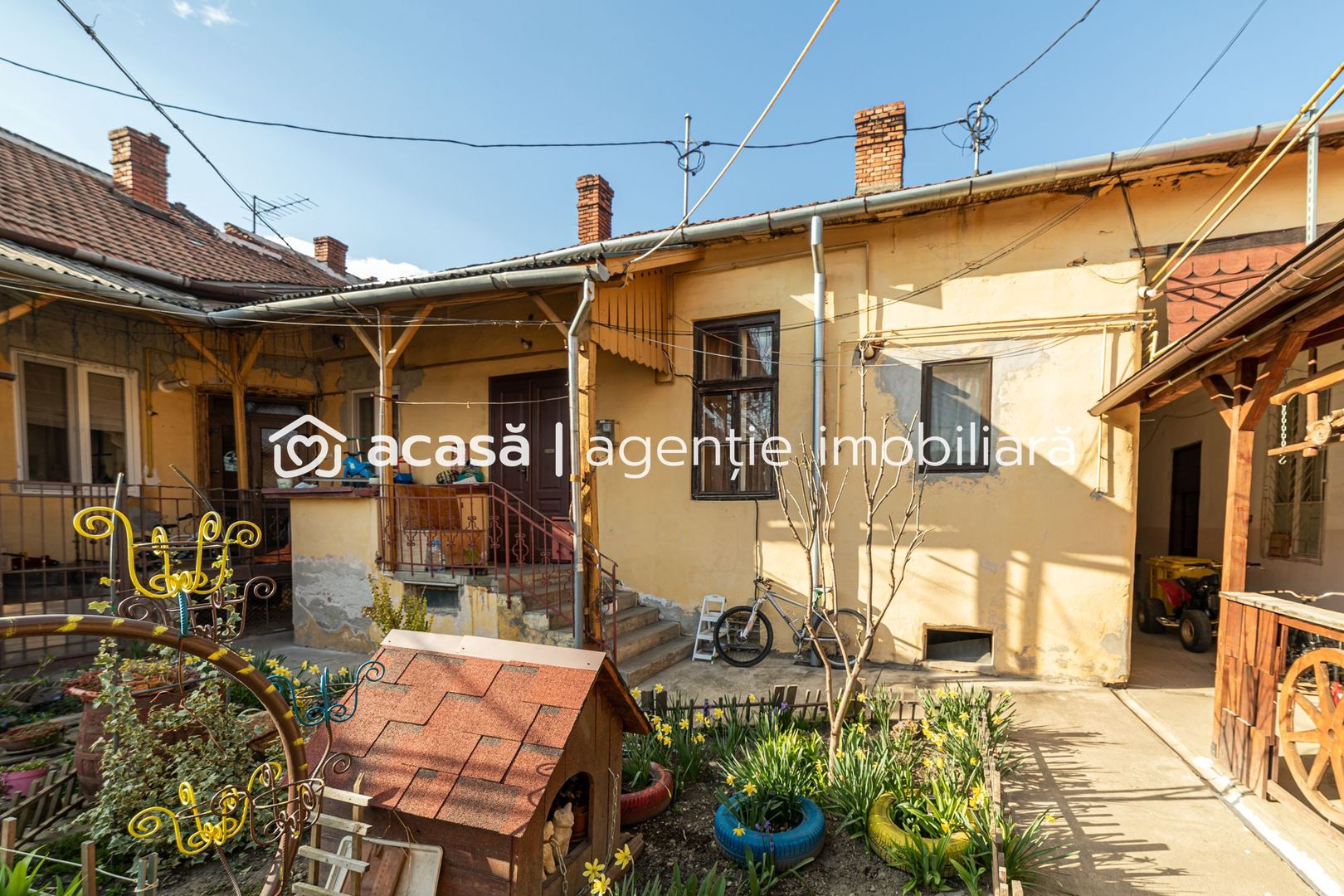 Apartament la casă cu 3 camere zona Pârneava - Poză 11