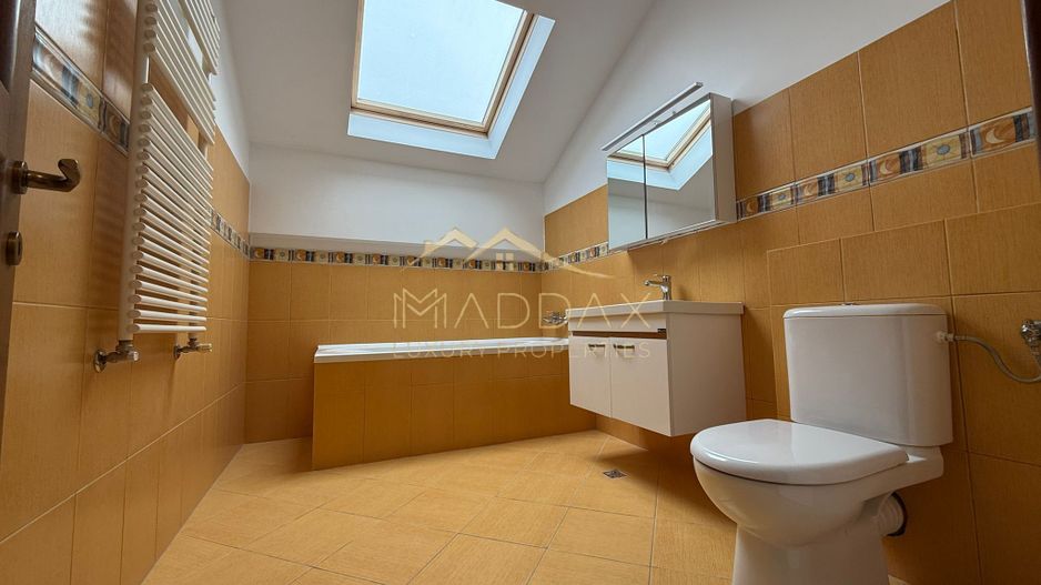 Vila moderna Corbeanca-spatiu, confort si intimitate - Poză 24