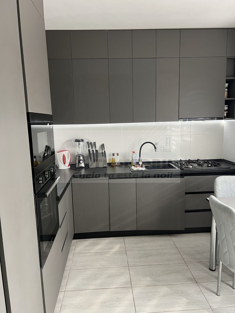 Casa modern mobilata cu 4 camere, 2 bai si terasa - capat CUG - 950€ - Poză 4