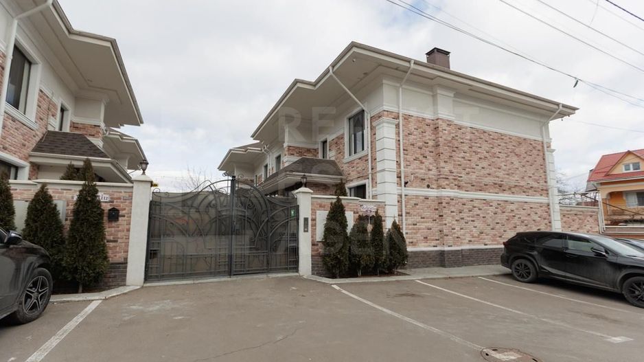 Chirie, casă, 4 camere, strada Melestiu, Centru - Poză 24