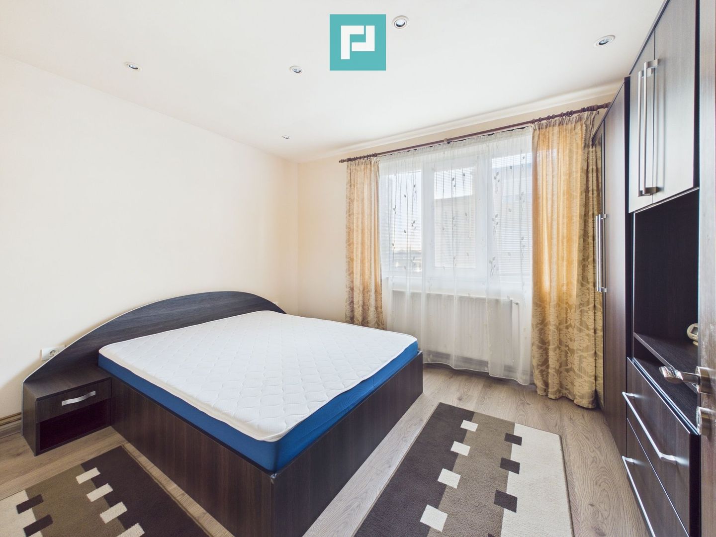 Apartament cu 2 camere semidecomandat în zona UTA - Poză 6