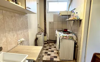 Casa individuala situata in zona Sagului - Poză 11