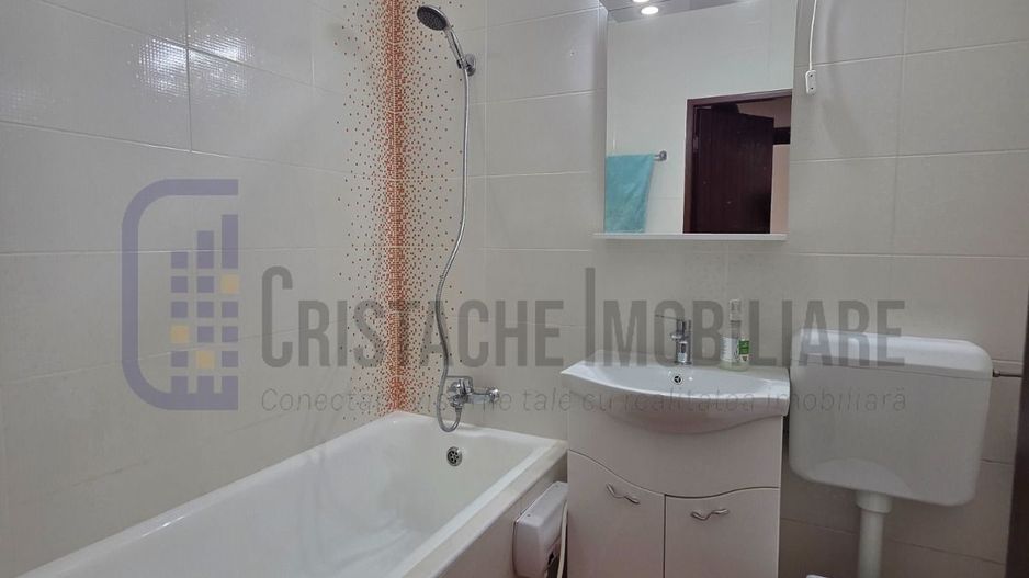 Renovat, 3 cam. dec. + parcare, la 10 min de metrou 1 Decembrie 1918 - Poză 2