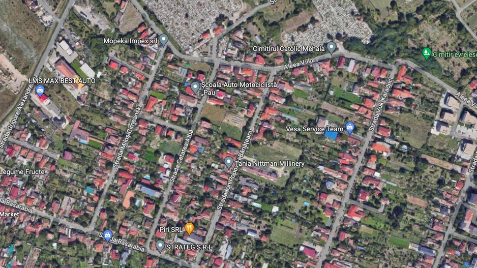 Teren in suprafata de 883mp si front de 18 ml - Poză 2