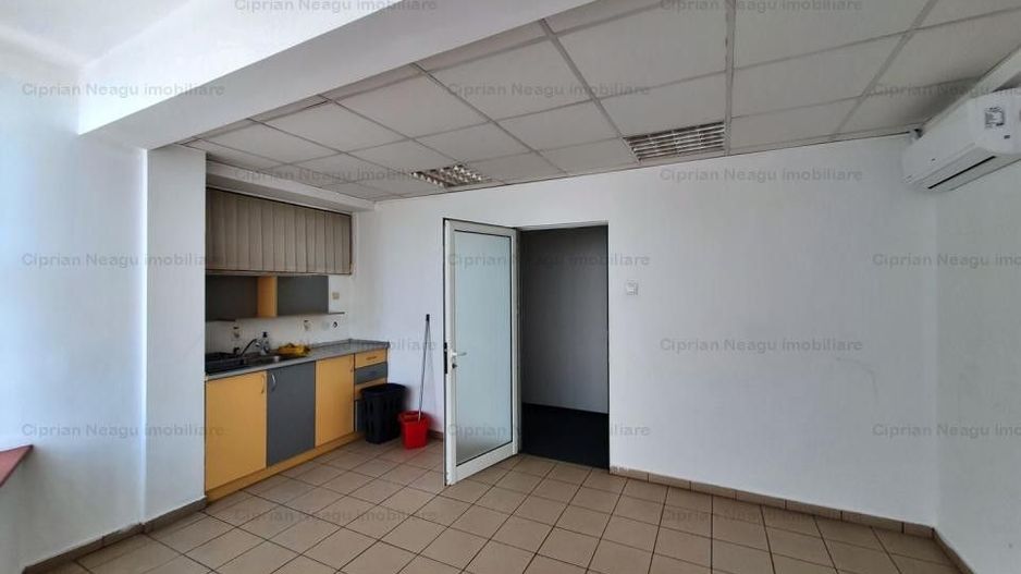COMISION 0% - Spațiu de birouri la Bulevard principal, Pitesti - Poză 11