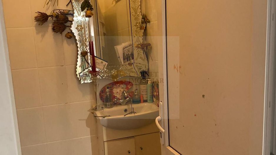 Garsoniera  | Vedere catre bulevard  |  Kogalniceanu - Cismigiu - Poză 7