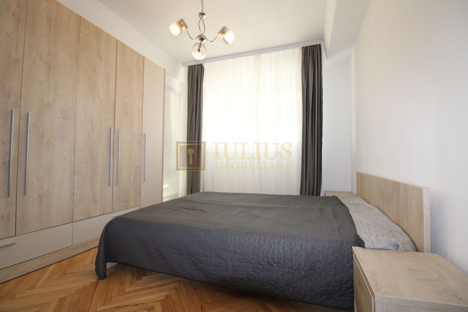 3 camere decomandate, balcon generos de 17 mp, bloc modernizat-Gh Lazăr - Poză 23