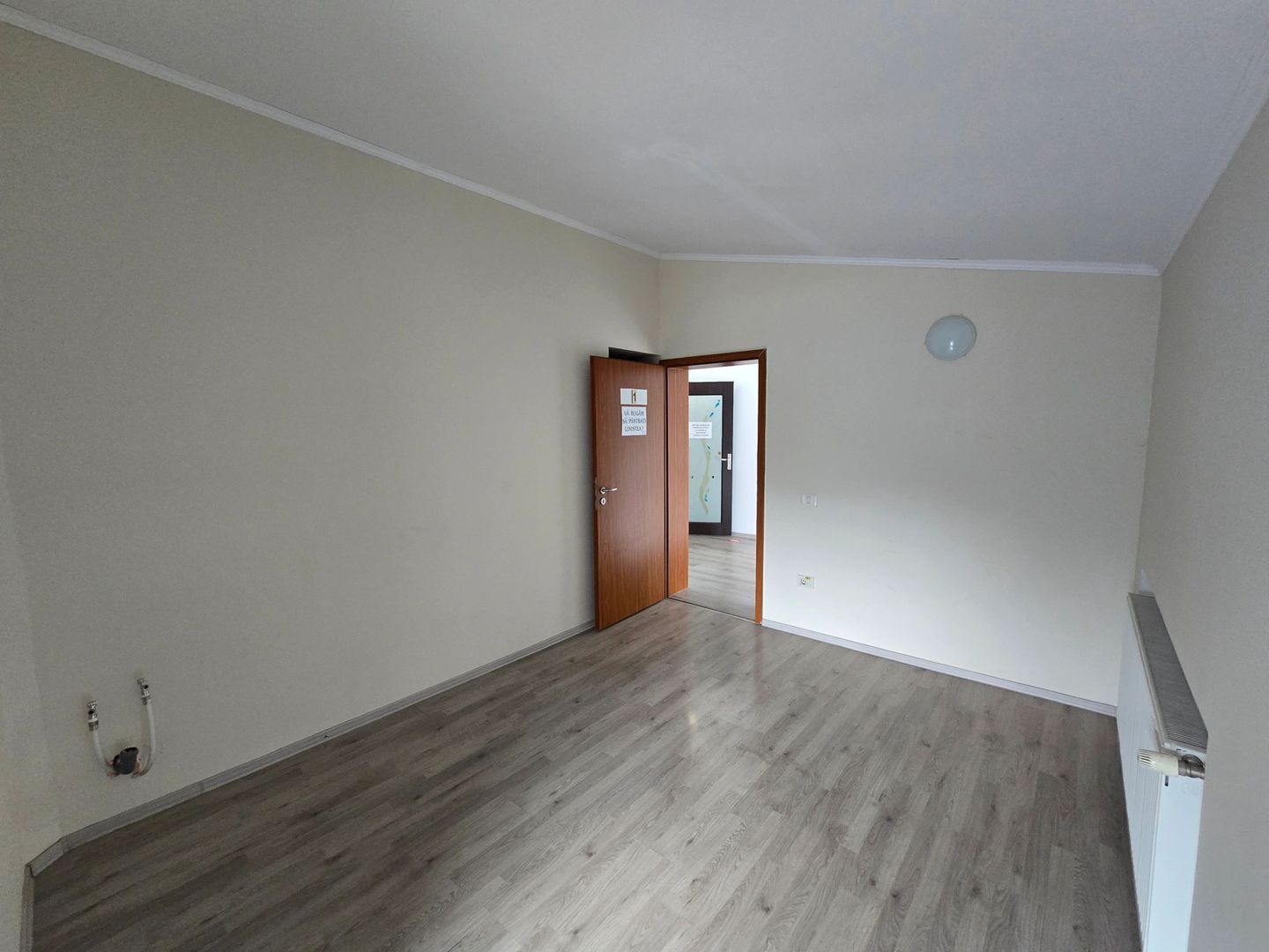 Etaj vila cu 5 camere, Dumbravita, Ideal pentru activitati comerciale - Poză 2