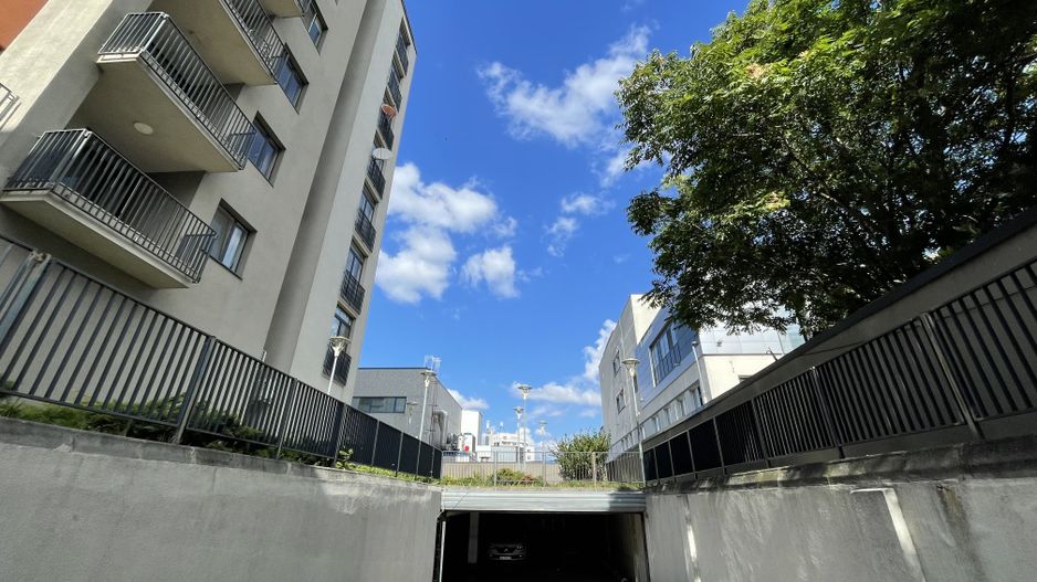 Parcare Subterana-3 camere & 2 bai | 2 niveluri & 2 balcoane - Poză 19