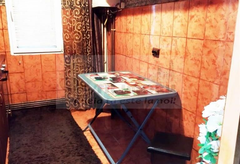 2 CAM PODU ROS PALAS CANTEMIR FARA RISC ETAJ INTERMEDIAR - Poză 12