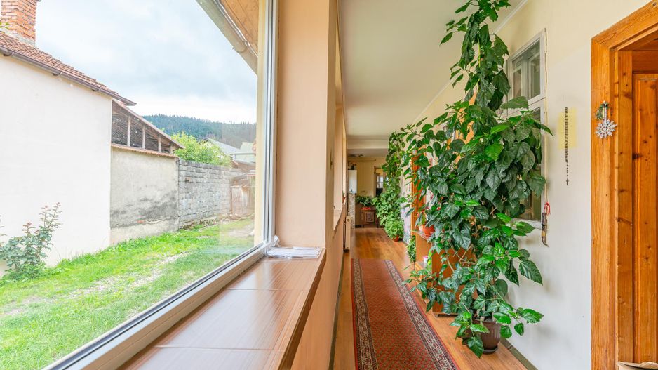 Casa in Sacele dispusa pe un singur nivel - Poză 8