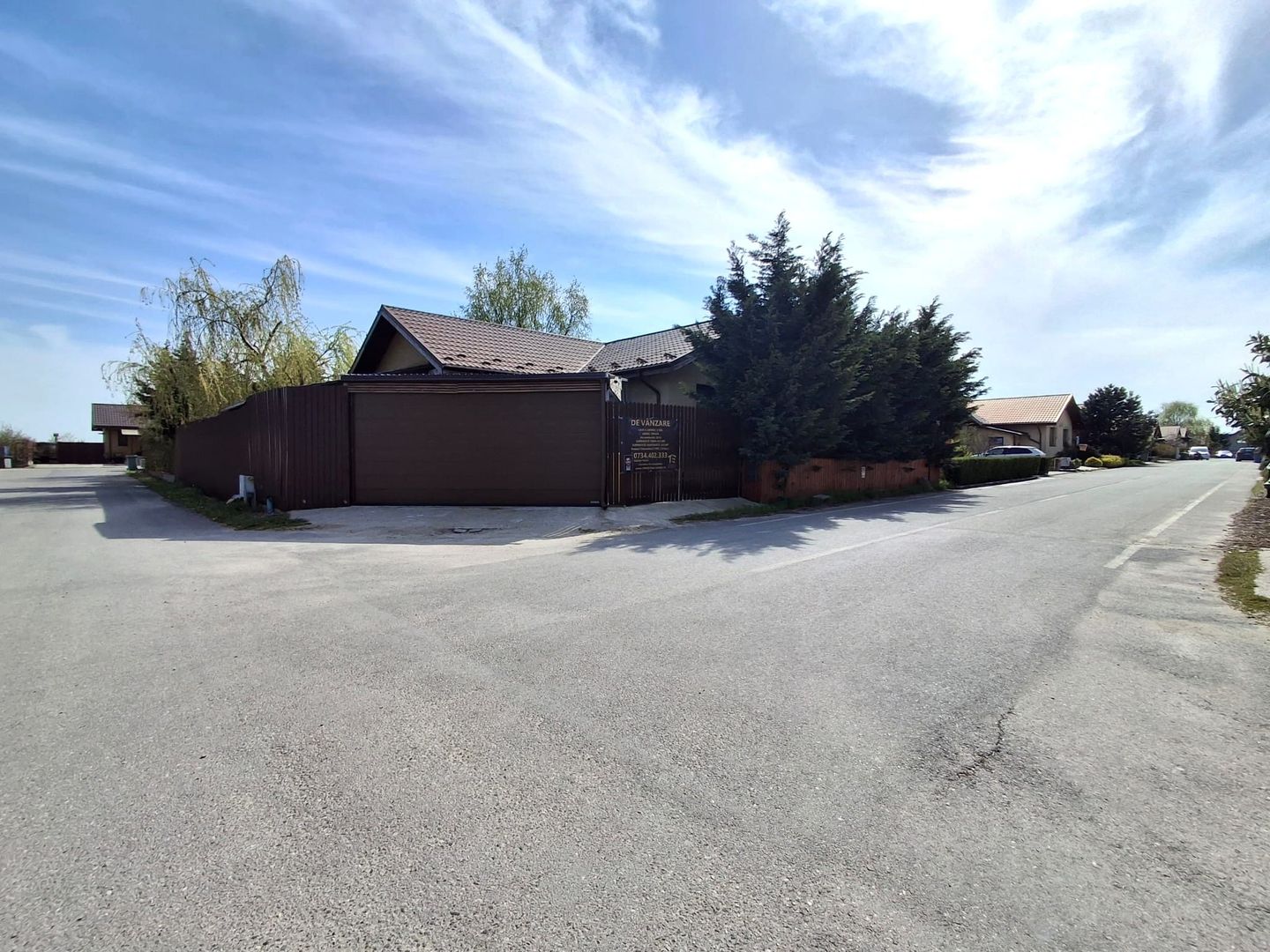 De Vanzare Casa Individuala   zona Dimieni - Poză 1