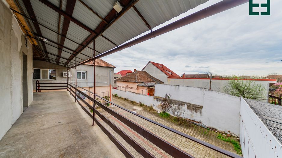 Apartament la casă în cartierul Tabacovici Aradul Nou - Poză 4