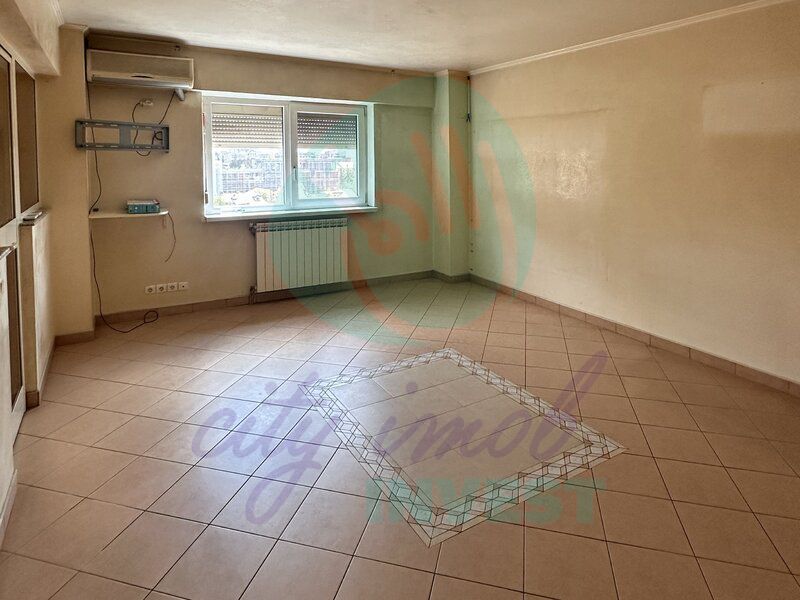 4 camere decomandate Cal Calarasilor - Poză 4