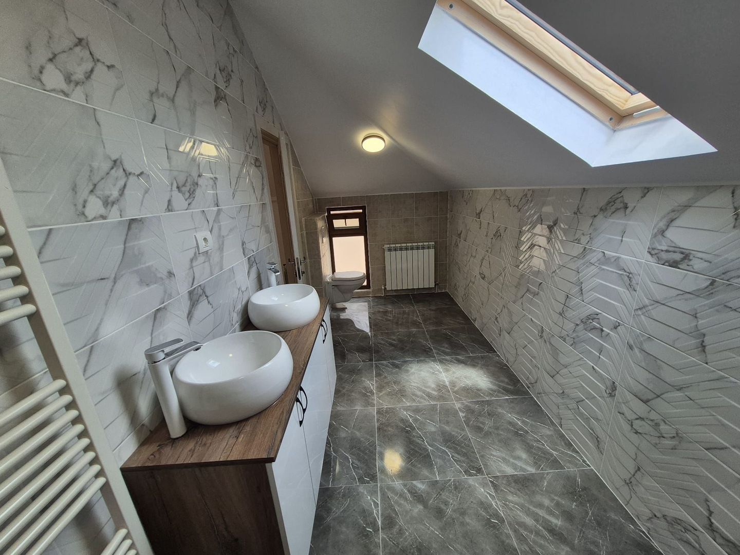 Vila/casa noua: P+M, Banesti-Prahova - 150 mp utili + teren 875 mp! - Poză 21