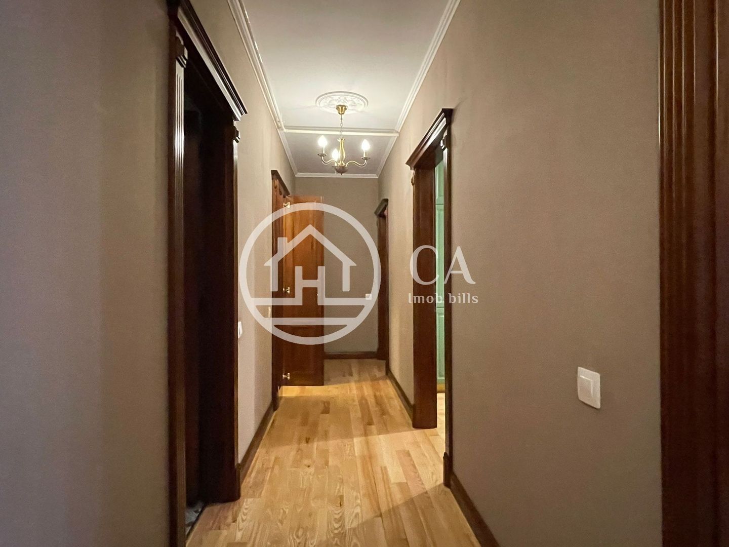 Apartament cu 3 camere Lux de inchiriat în blocurile ARED, Oradea - Poză 9