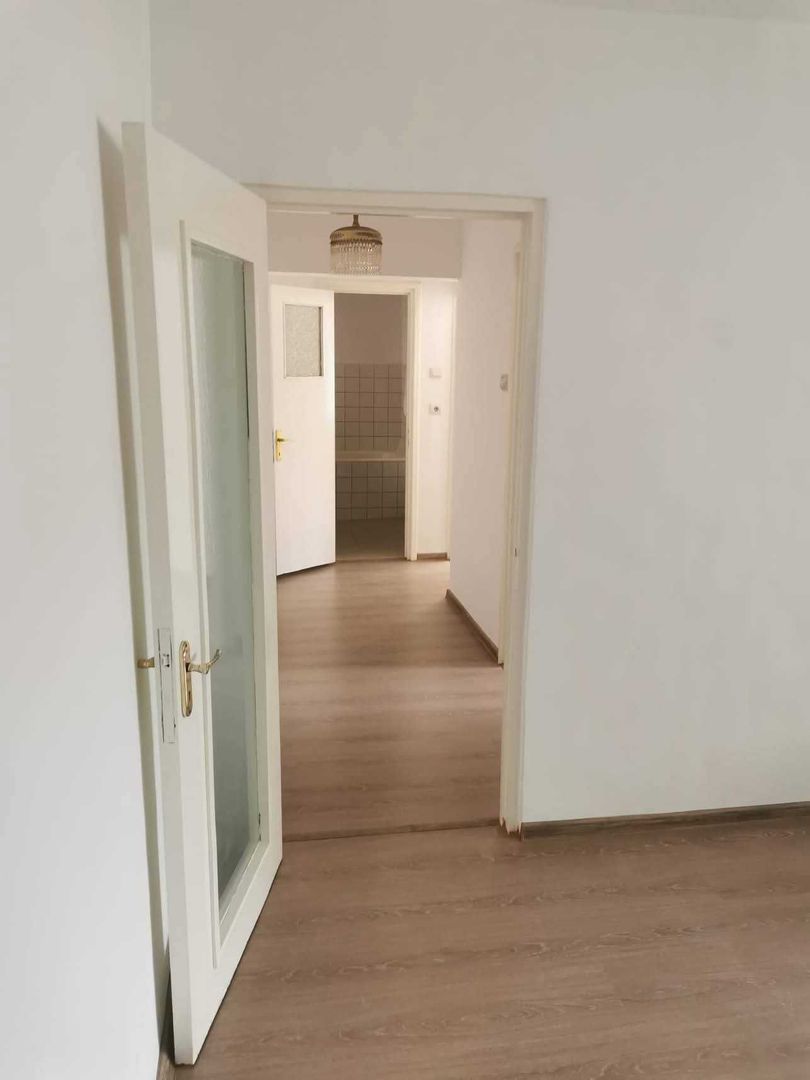 De închiriat: apartament 3 camere -  Lujerului - metrou - Veteranilor - Poză 5