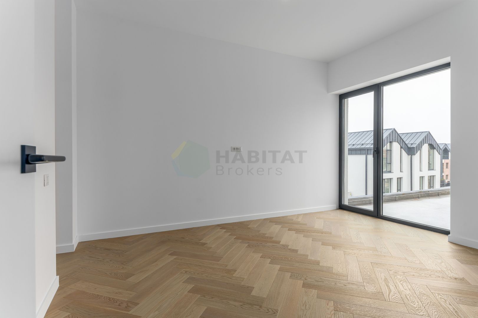 VILA IANCU NICOLAE, stil mediteranean, 5 dormitoare, 3 terase, gradina - Poză 19