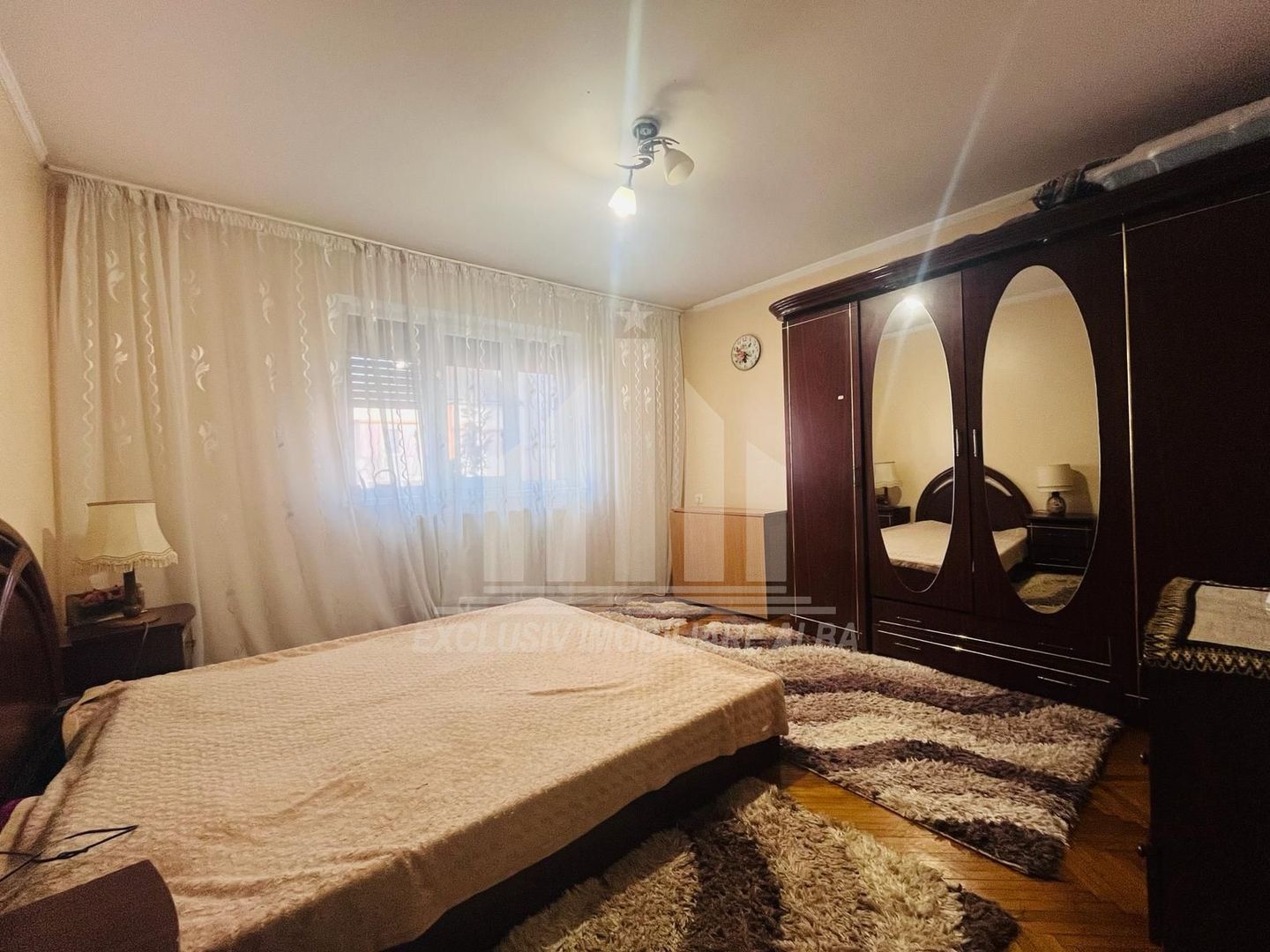 Apartament cu 3 camere decomandate, 2 bai, Cetate - Poză 4