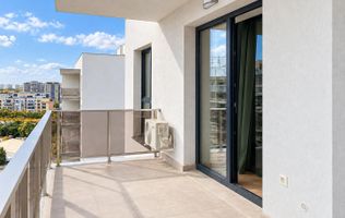 Ap 2 camere, mobilat utilat , parcare subterana,  5 min metrou Teclu