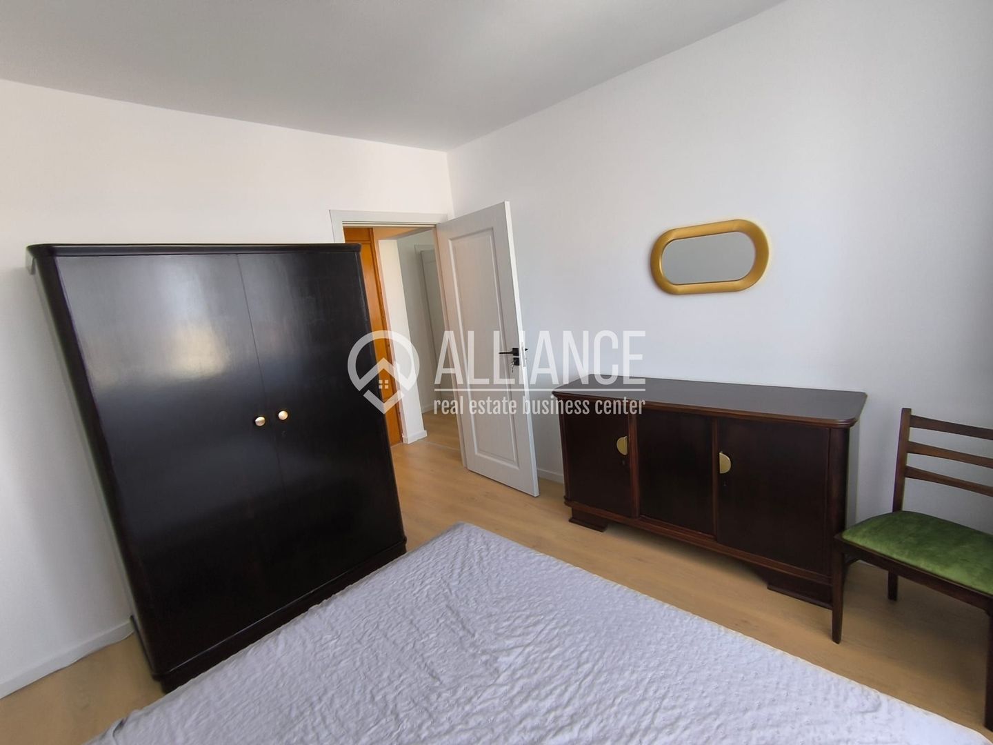 CENTRU TRAIAN(cod03)- 2 camere insorite si cu panorama catre port! - Poză 8