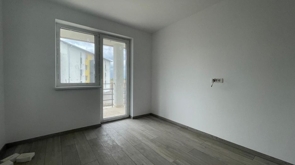Duplex in  4 camere si 3 bai la cheie - Calea Urseni - Poză 14