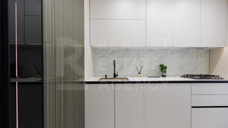 Vânzare, apartament, 2 camere + living, strada Ion Buzdugan, Buiucani - Poză 4