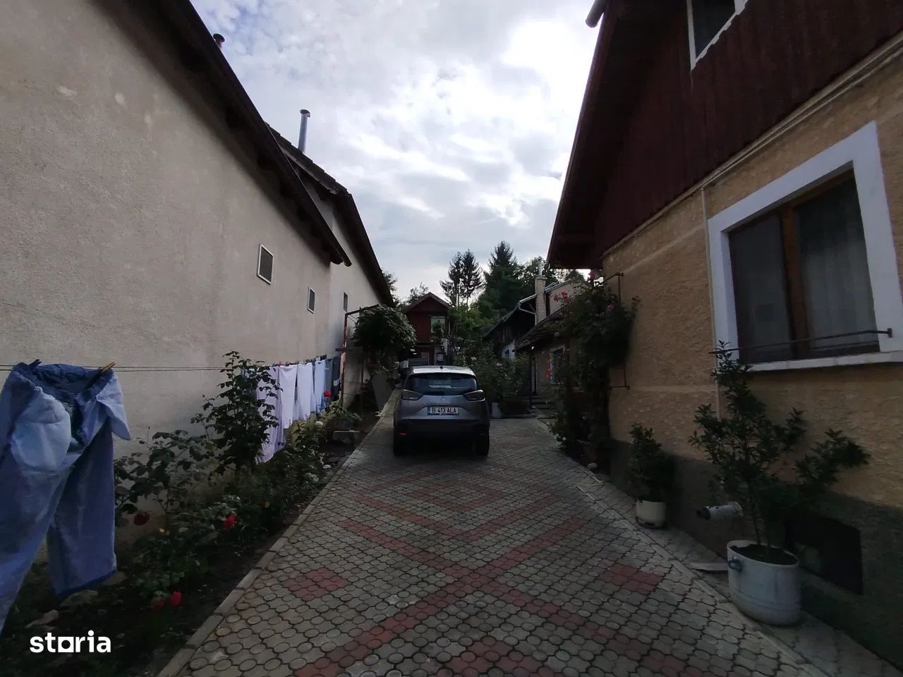 Casa individuala 140mp, teren 1555 mp, Sacele. - Poză 3