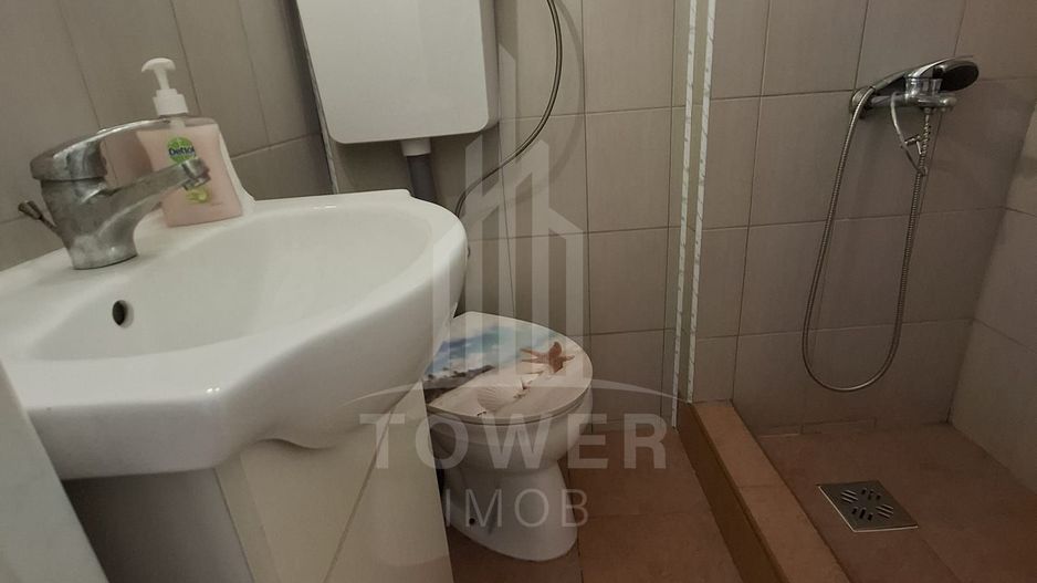 De vânzare casă în Orlat, cu teren generos de 2200 mp și panoramă deosebită! - Poză 16