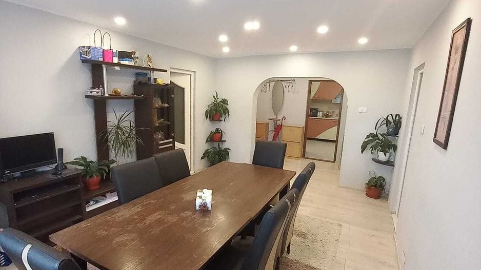 Apartament 4 Camere, Micro20 - Poză 1