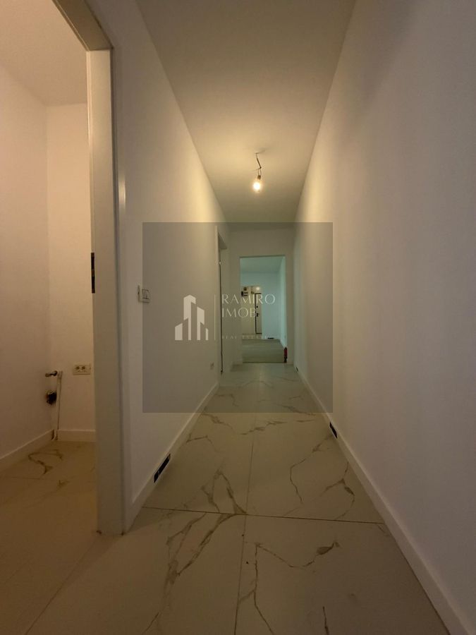 Apartament 3 camere  67 mp/ RENOVAT/ SECTOR 3/  5MIN METROU TITAN - Poză 2