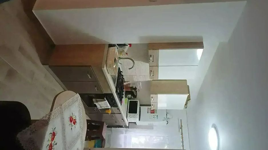 Apartament trei camere Micro 17 - Poză 2