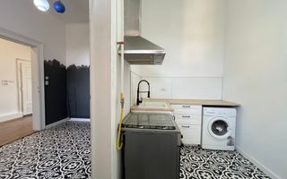 Un apartament spațios cu  2 camere, in , zona Centrala - Take Ionescu - Poză 10