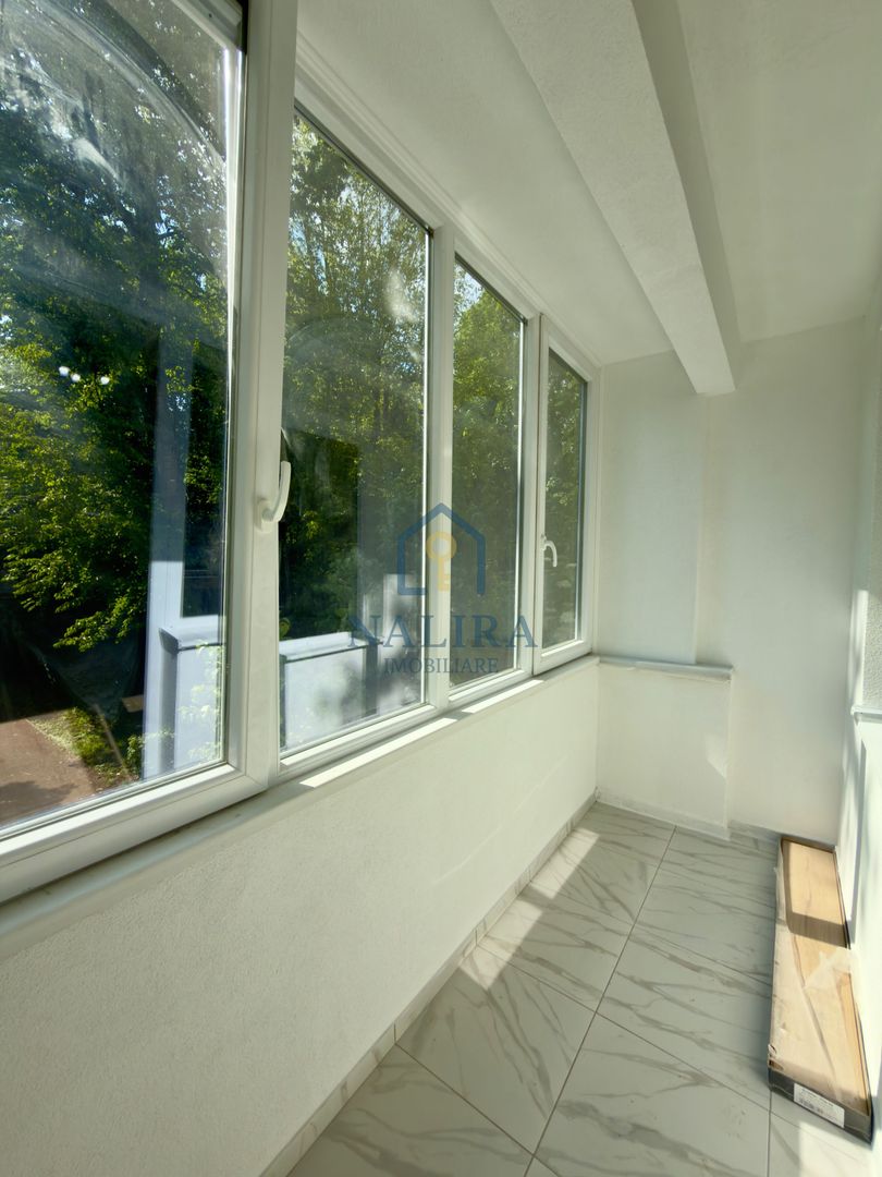 Apartament cu 3 camere et 1 + garaj - Poză 4