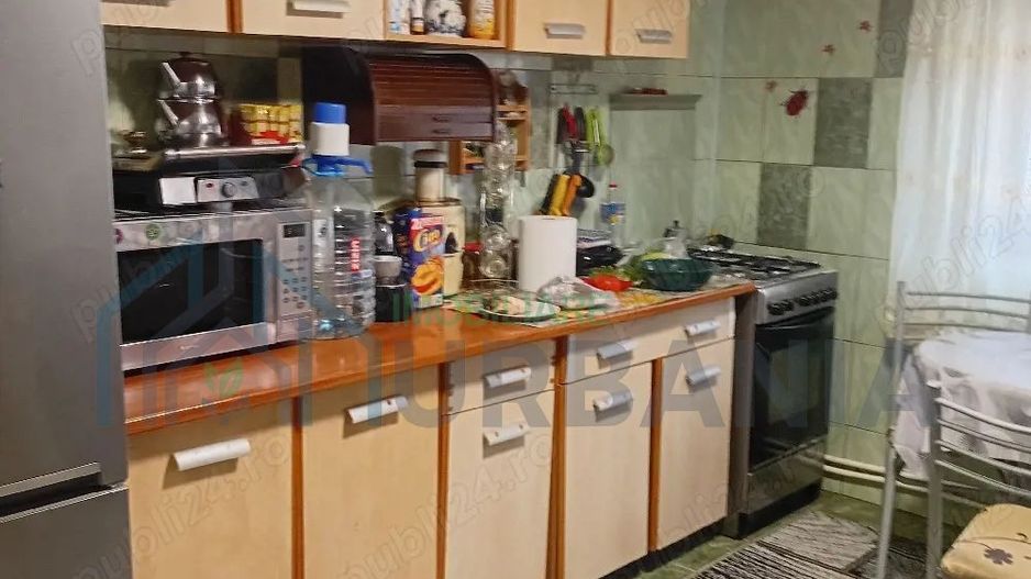 inchiriez etaj vila Tatarasi - Poză 3