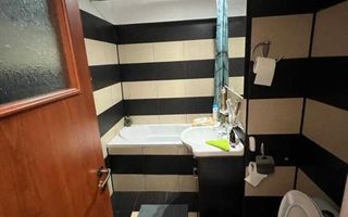 Vand apartament 3 camere Constanta - Poză 3