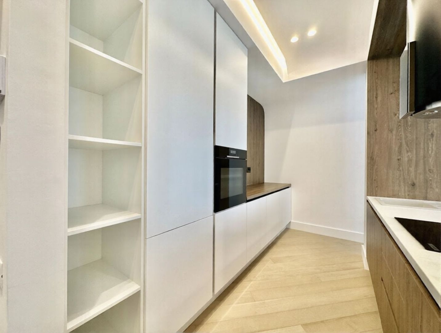 Apartament exclusivist 4 camere I Iancu Nicolae I 2 locuri de parcare - Poză 10