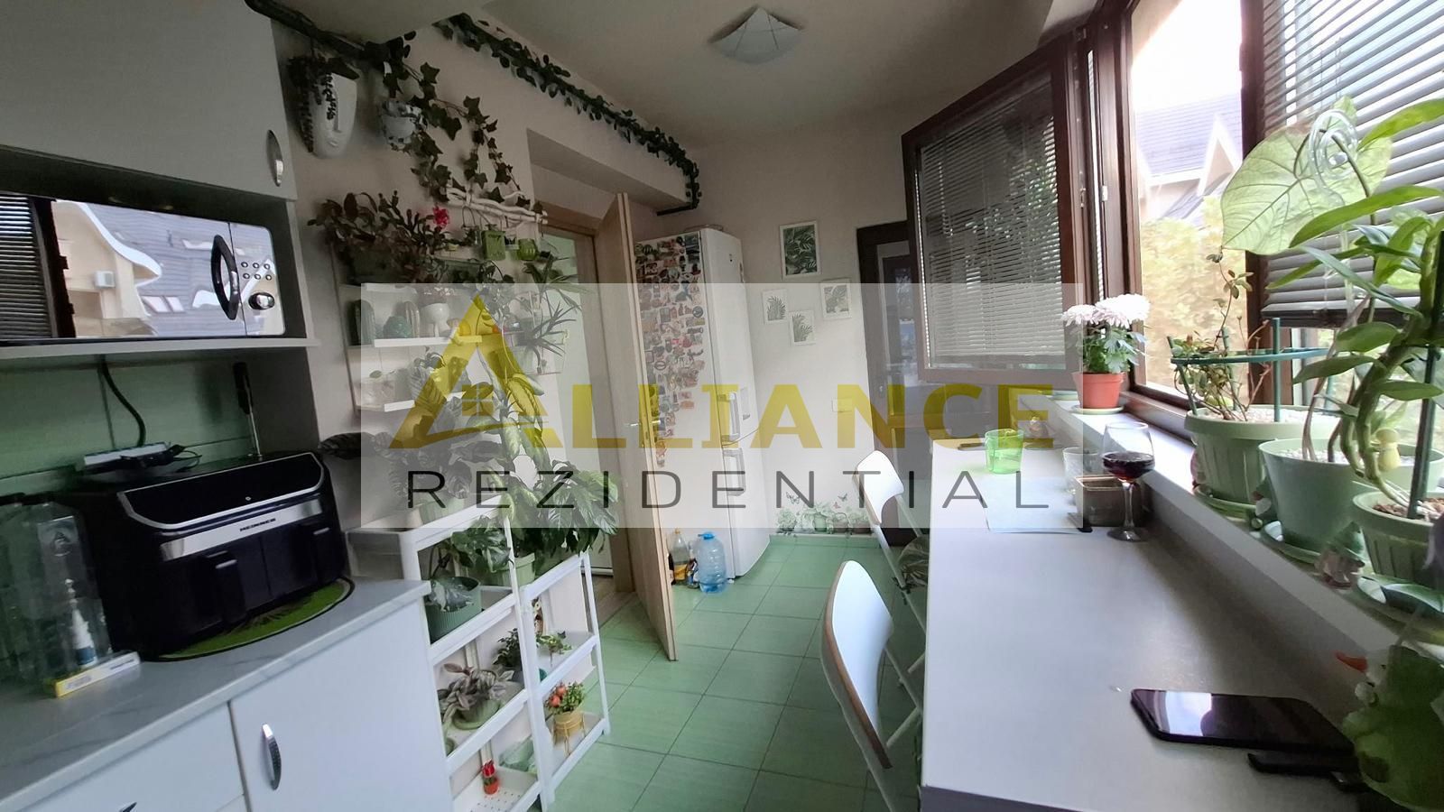 2 CAMERE MOBILAT UTILAT | 49,26 MP | PARCARE |  92.800€ - Poză 12