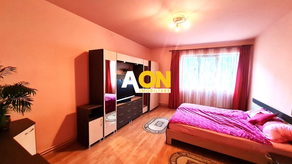 Casa 6 Camere, 160 mp, Teren 410 mp, Zona Centru - Poză 8